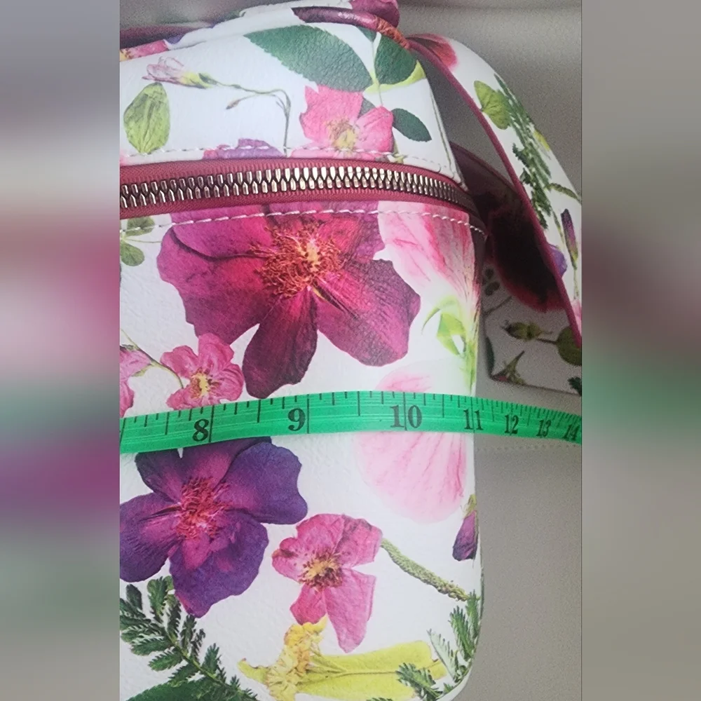 Betsey Johnson Floral‎ Women's Bag - Picture 6 of 9
